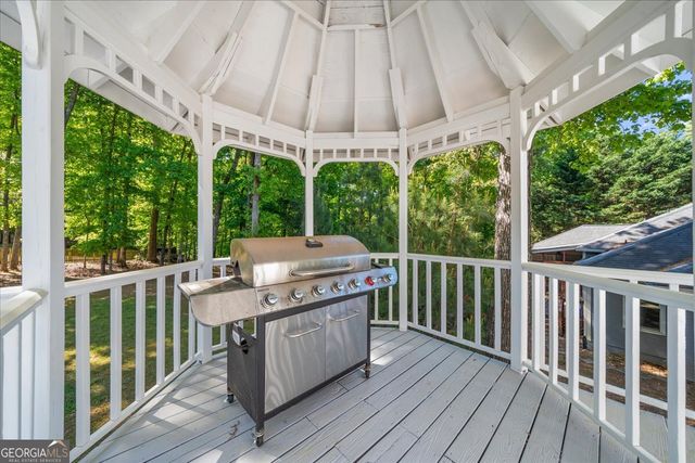 11285 Vedrines Drive, Johns Creek, GA 30022