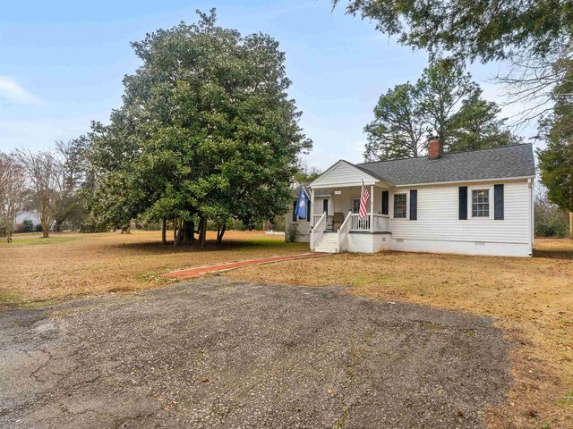 2358 W Croft Circle, Spartanburg, SC 29302