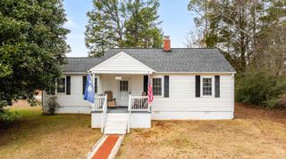 2358 W Croft Circle, Spartanburg, SC 29302