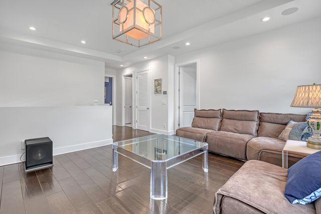 5065 Grandiflora Road, Palm Beach Gardens, FL 33418