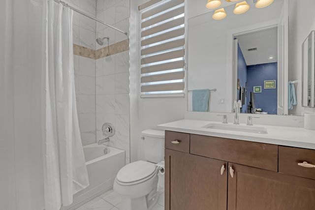 5065 Grandiflora Road, Palm Beach Gardens, FL 33418