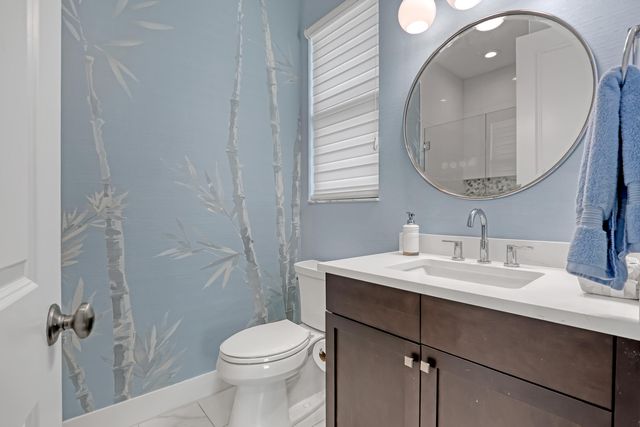 5065 Grandiflora Road, Palm Beach Gardens, FL 33418