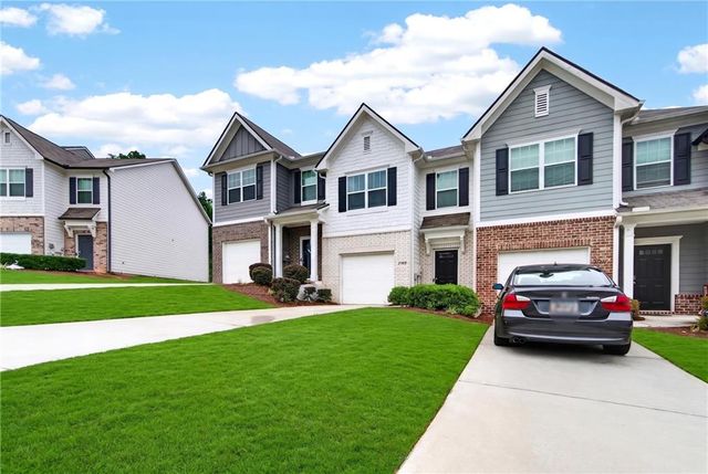 5705 Union Pointe Drive, Union City, GA 30291