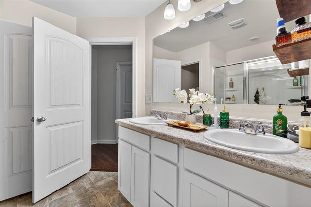 5705 Union Pointe Drive, Union City, GA 30291