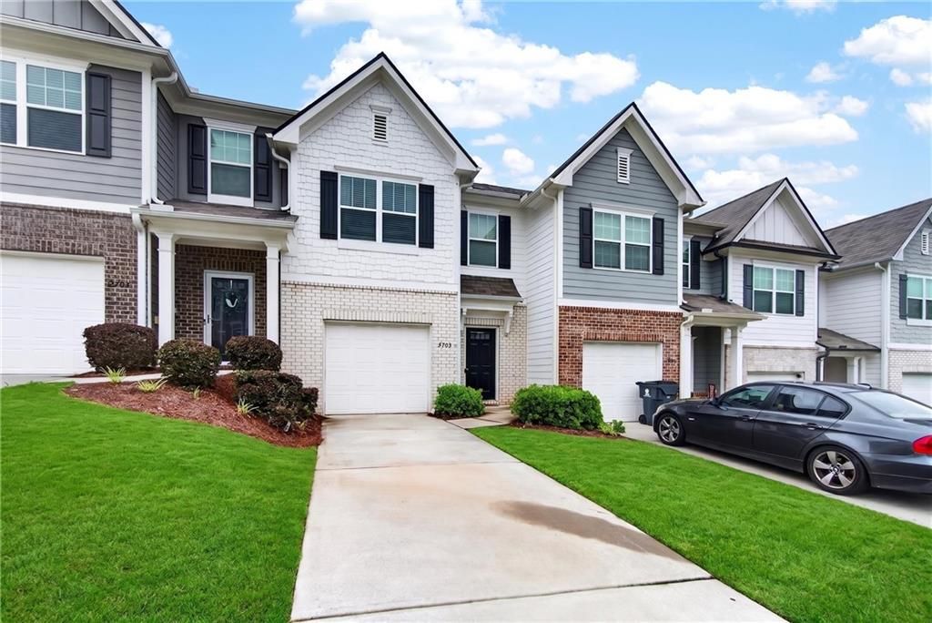 5705 Union Pointe Drive, Union City, GA 30291