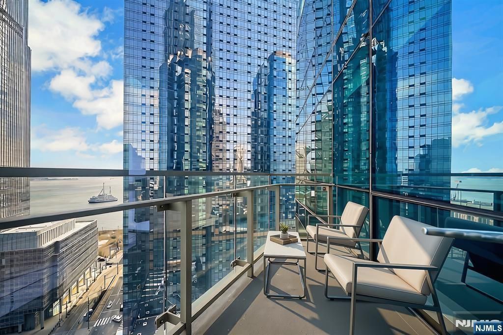 77 Hudson Street 2409, Jersey City, NJ 07302
