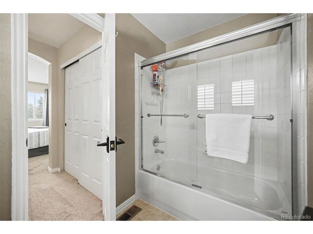 3307 Sturbridge Dr, Highlands Ranch, CO 80129