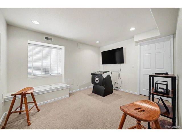 3307 Sturbridge Dr, Highlands Ranch, CO 80129