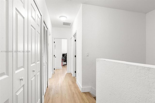 16371 SW 44th Ter, Miami, FL 33185