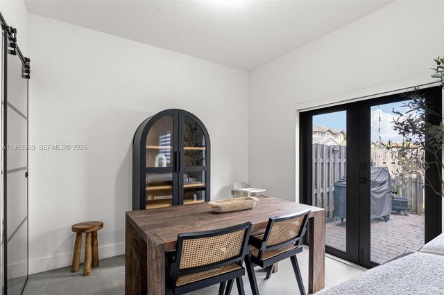 16371 SW 44th Ter, Miami, FL 33185