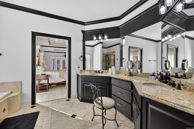 7611 Worth Ave, Benton, AR 72019