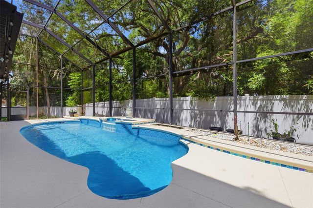 1666 MARINA LAKE DRIVE, Kissimmee, FL 34744