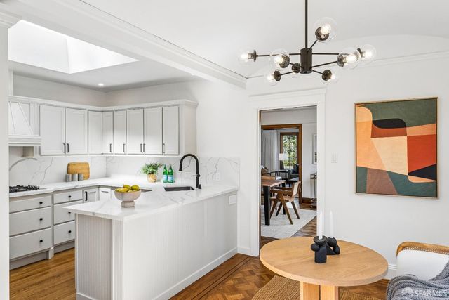 90 Entrada Court, San Francisco, CA 94127