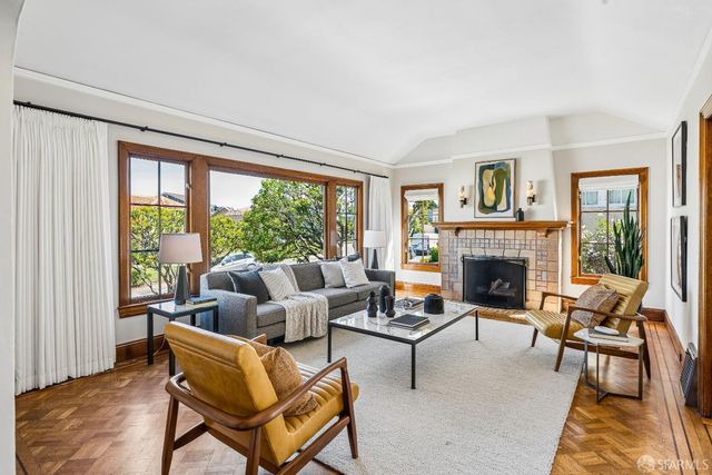 90 Entrada Court, San Francisco, CA 94127