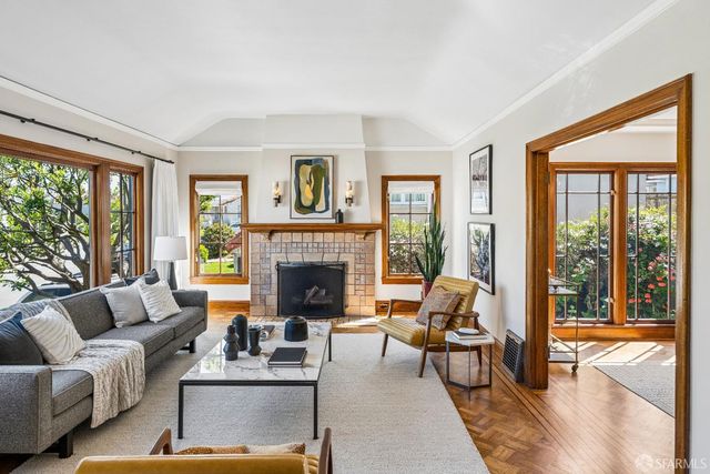 90 Entrada Court, San Francisco, CA 94127