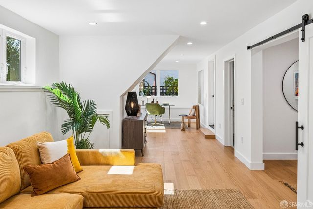 90 Entrada Court, San Francisco, CA 94127