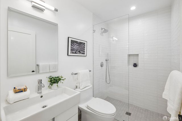 90 Entrada Court, San Francisco, CA 94127