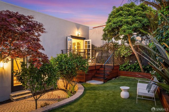 90 Entrada Court, San Francisco, CA 94127