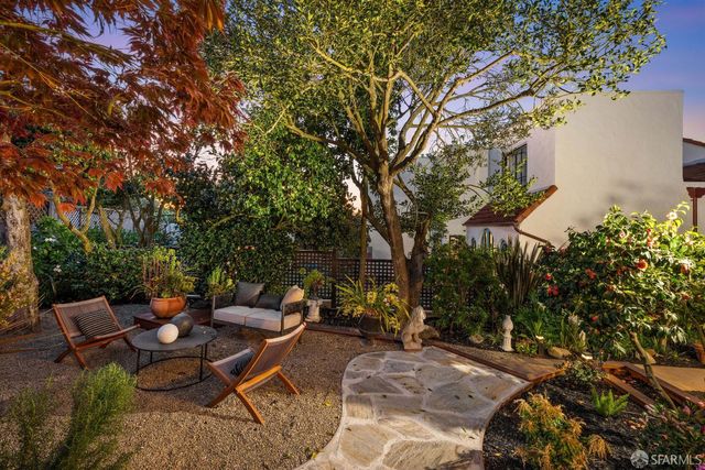 90 Entrada Court, San Francisco, CA 94127