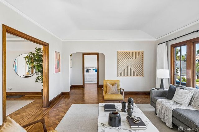 90 Entrada Court, San Francisco, CA 94127