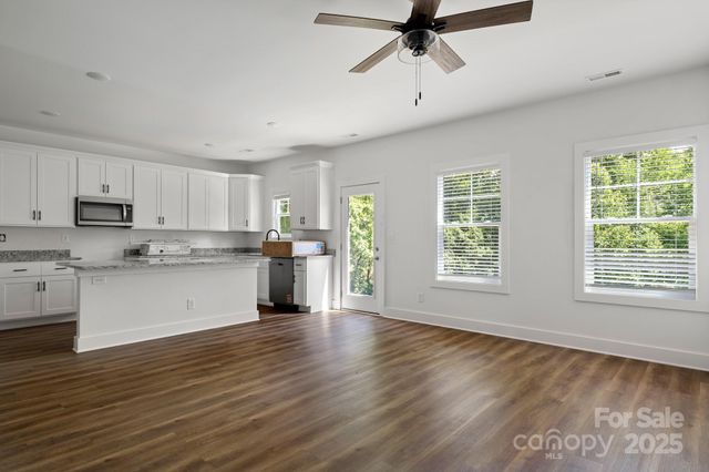 3016 Woodlands Creek Drive, Monroe, NC 28110