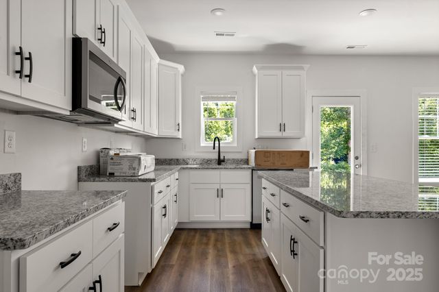 3016 Woodlands Creek Drive, Monroe, NC 28110