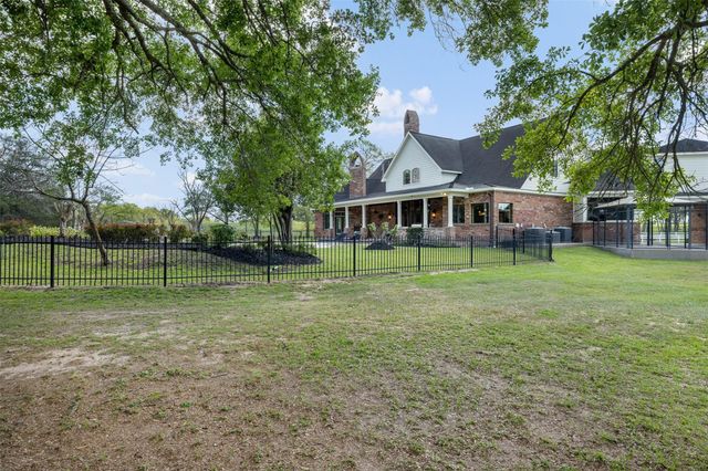 29500 Skymac Ranch Road, Hempstead, TX 77445
