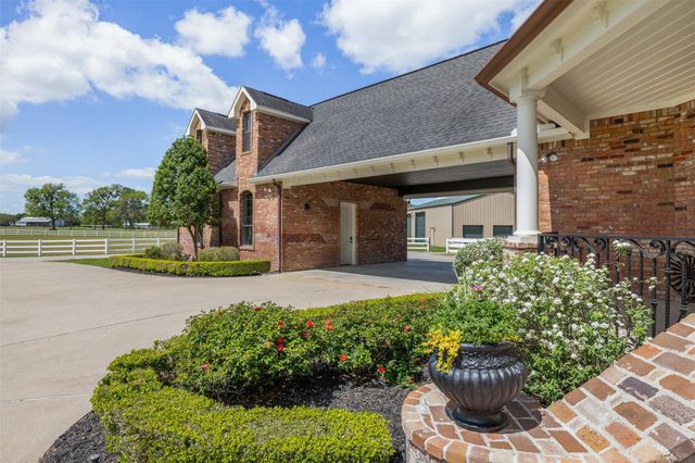 29500 Skymac Ranch Road, Hempstead, TX 77445