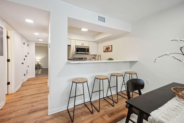 1482 Cliff Court, A, Columbus, OH 43204