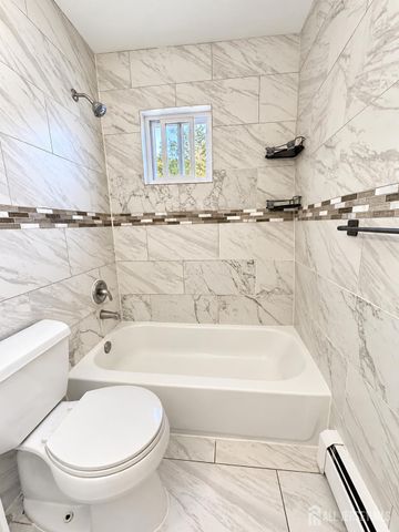 21 Lake Avenue 1A, East Brunswick, NJ 08816