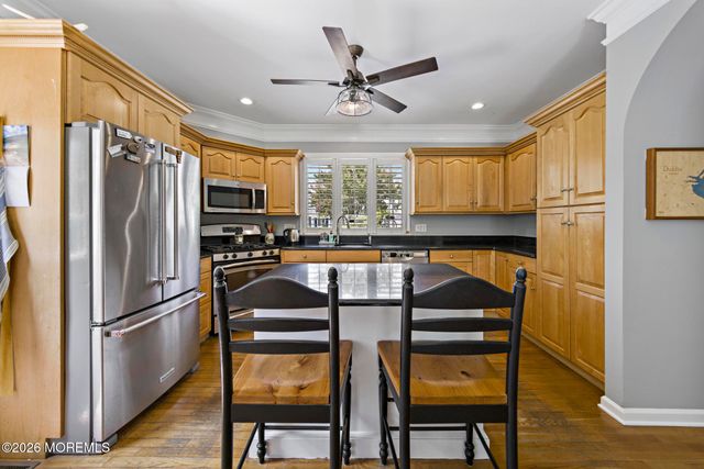251 Hance Road, Fair Haven, NJ 07704