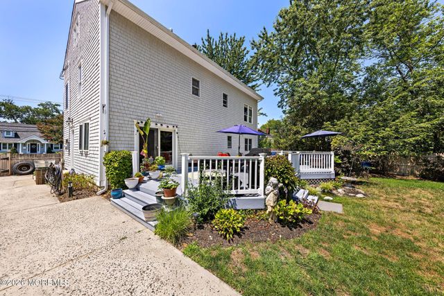 251 Hance Road, Fair Haven, NJ 07704