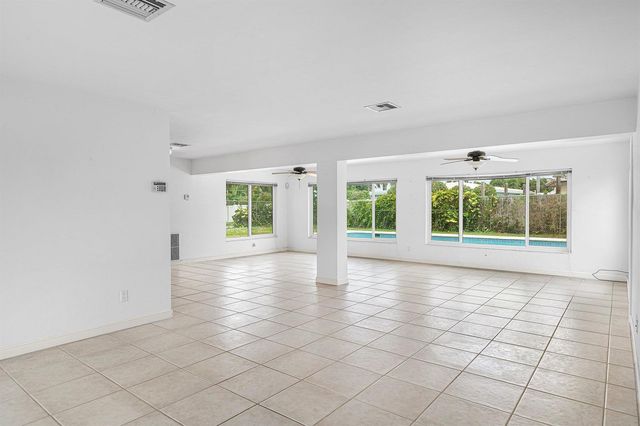 311 NE 23RD Way, Boca Raton, FL 33431