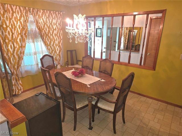 7415 Avon Lane, Chesterland, OH 44026