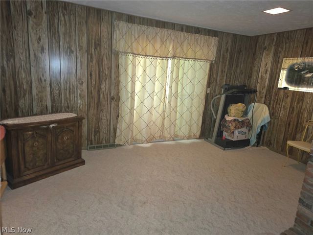 7415 Avon Lane, Chesterland, OH 44026