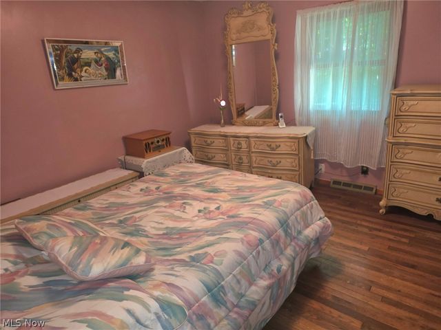 7415 Avon Lane, Chesterland, OH 44026