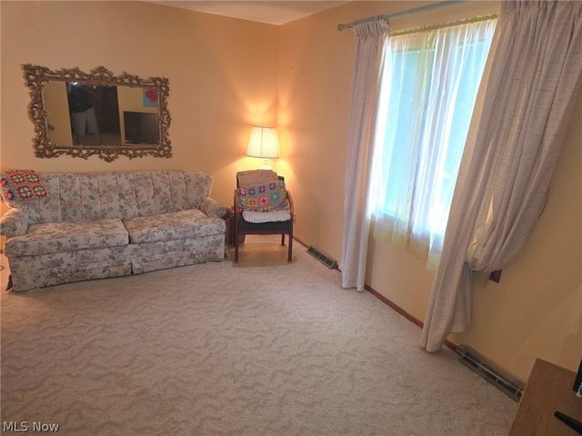 7415 Avon Lane, Chesterland, OH 44026