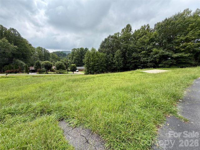 196 Beaman Road E, Marion, NC 28752