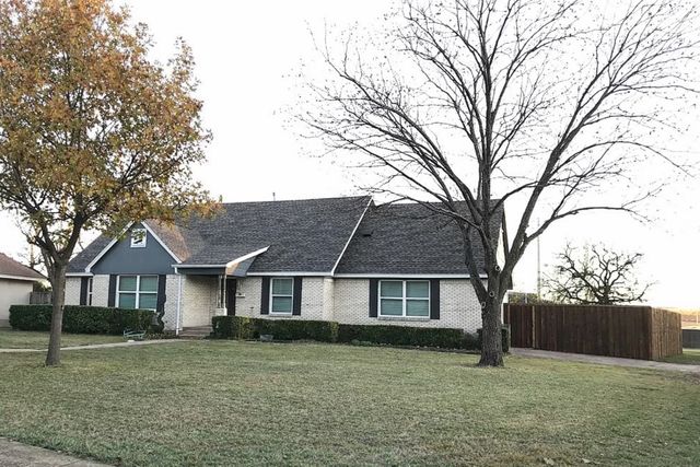 12106 Ridgefair Place, Farmers Branch, TX 75234