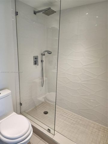 16558 NE 26th Ave 4J, North Miami Beach, FL 33160