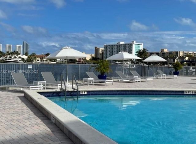 16558 NE 26th Ave 4J, North Miami Beach, FL 33160