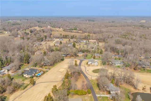 615 Burning Tree Circle, High Point, NC 27265