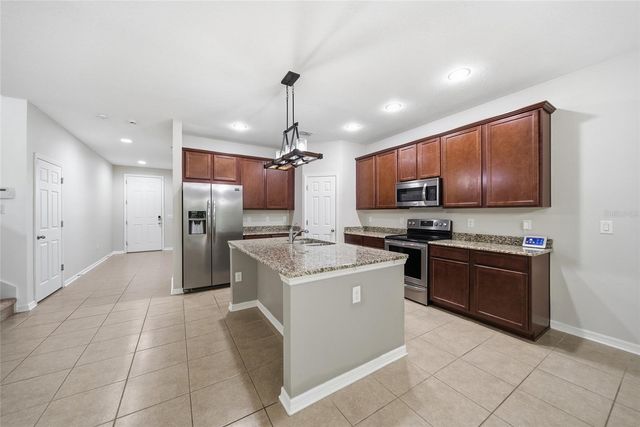 30643 WALKER CUP PLACE, Wesley Chapel, FL 33543
