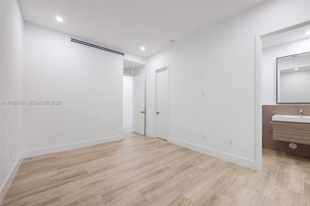 3164 Plaza St, Coconut Grove, FL 33133