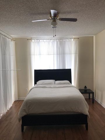 9755 NW 52nd St 421, Doral, FL 33178