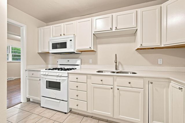 4946 Vermont Street, Gary, IN 46409