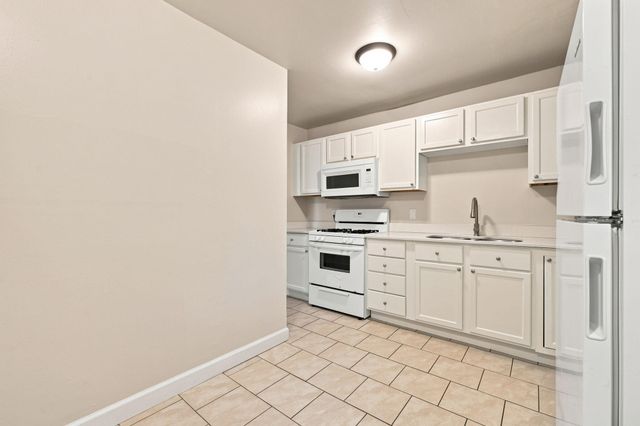 4946 Vermont Street, Gary, IN 46409