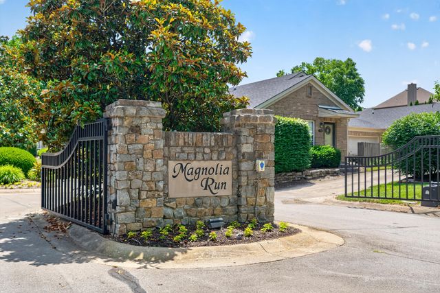 498 Goldon Trophy Trail, Lexington, KY 40514