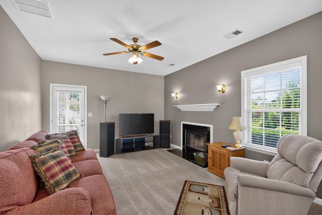 498 Goldon Trophy Trail, Lexington, KY 40514