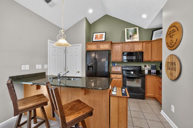 498 Goldon Trophy Trail, Lexington, KY 40514